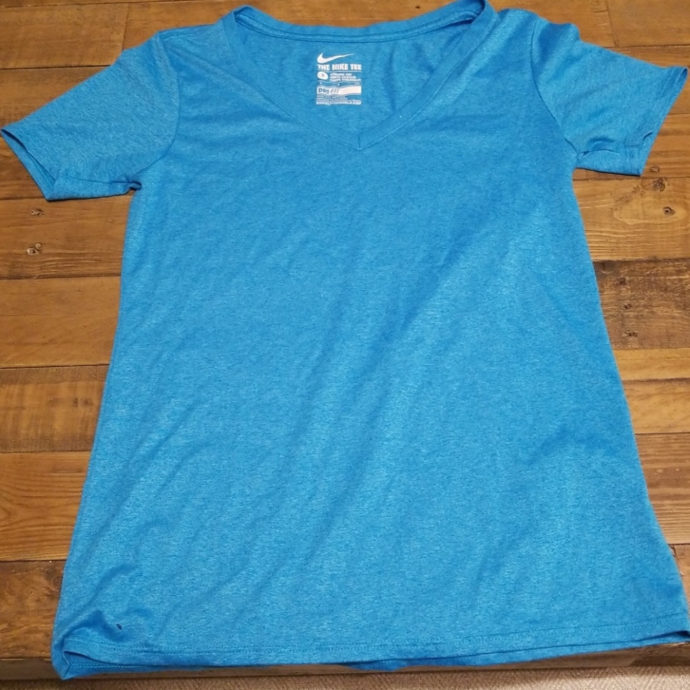 Nike workout shirt